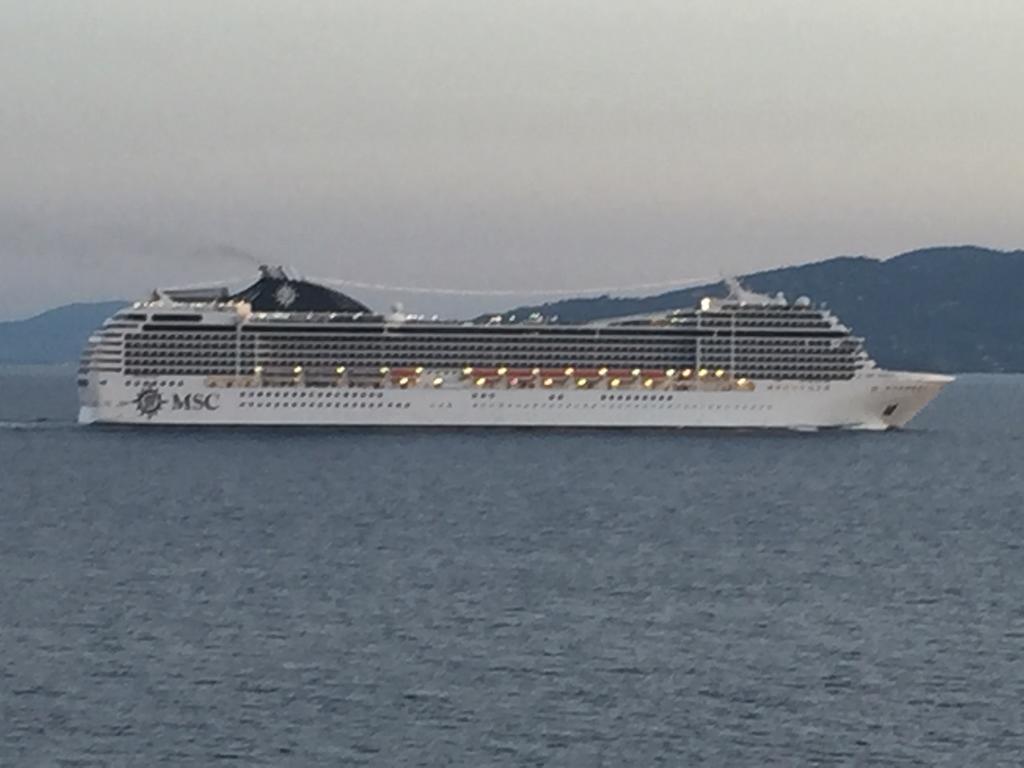 Royal Apartment Luxury Holiday For Queen And King Σαράντα Εξωτερικό φωτογραφία